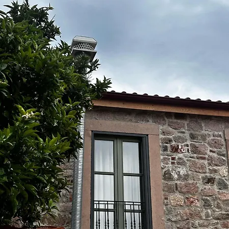 بيت شباب Chori Avlu Kuecuekkoey Ayvalı